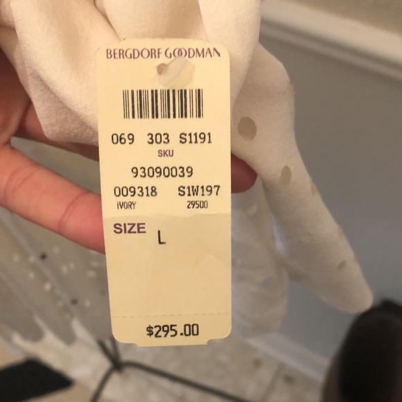 NWT Elizabeth and James blouse - Picture 5 of 7